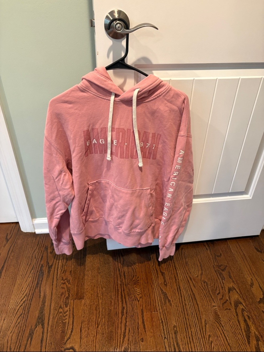 American Eagle Dusty Pink Hooded Sweatshirt